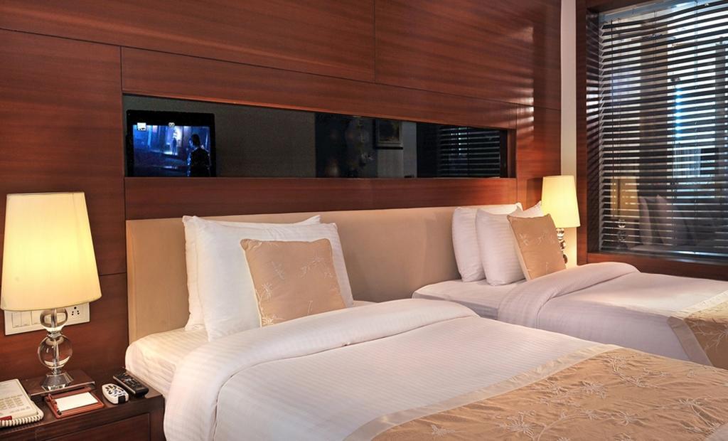 Hotel Haut Monde Gurgaon Exterior photo