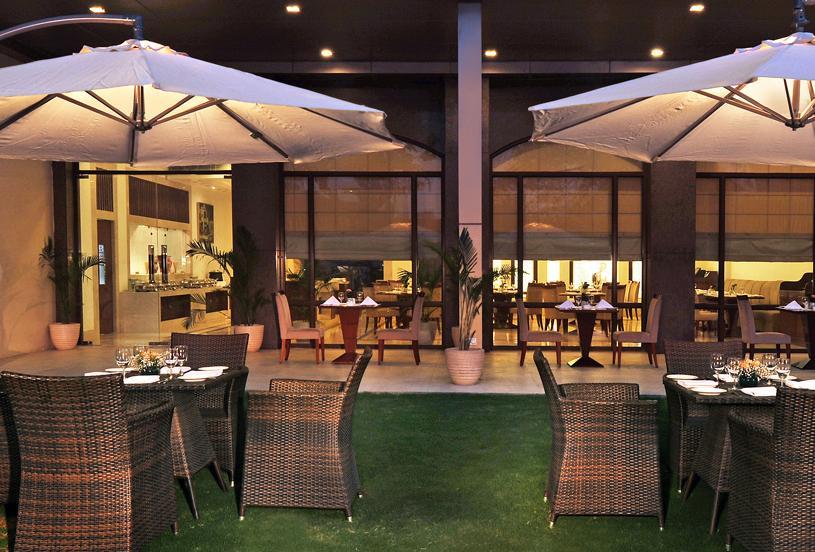 Hotel Haut Monde Gurgaon Exterior photo